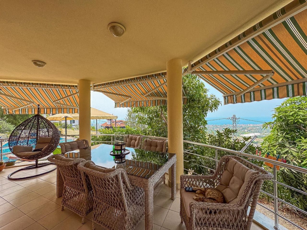 Вилла в Кестеле, Турция, 250 м² - фото 15