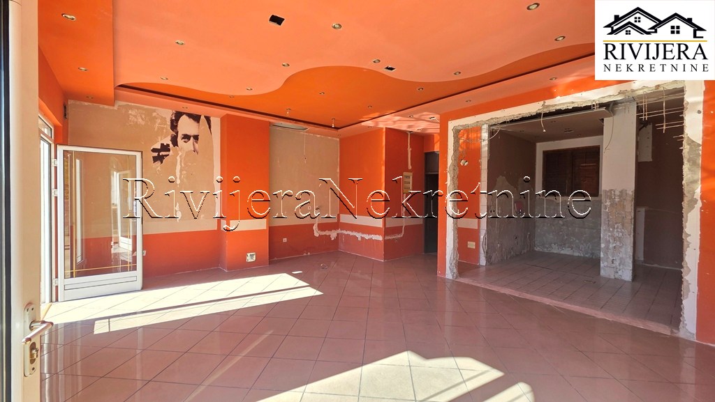 Кафе, ресторан в Херцег-Нови, Черногория, 58 м² - фото 3