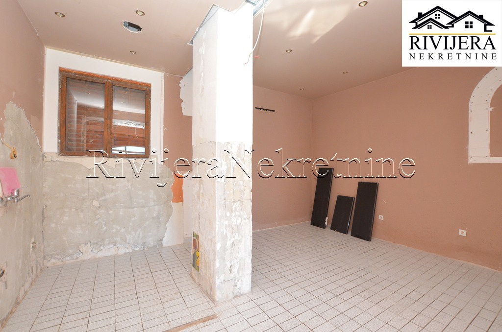 Кафе, ресторан в Херцег-Нови, Черногория, 58 м² - фото 5