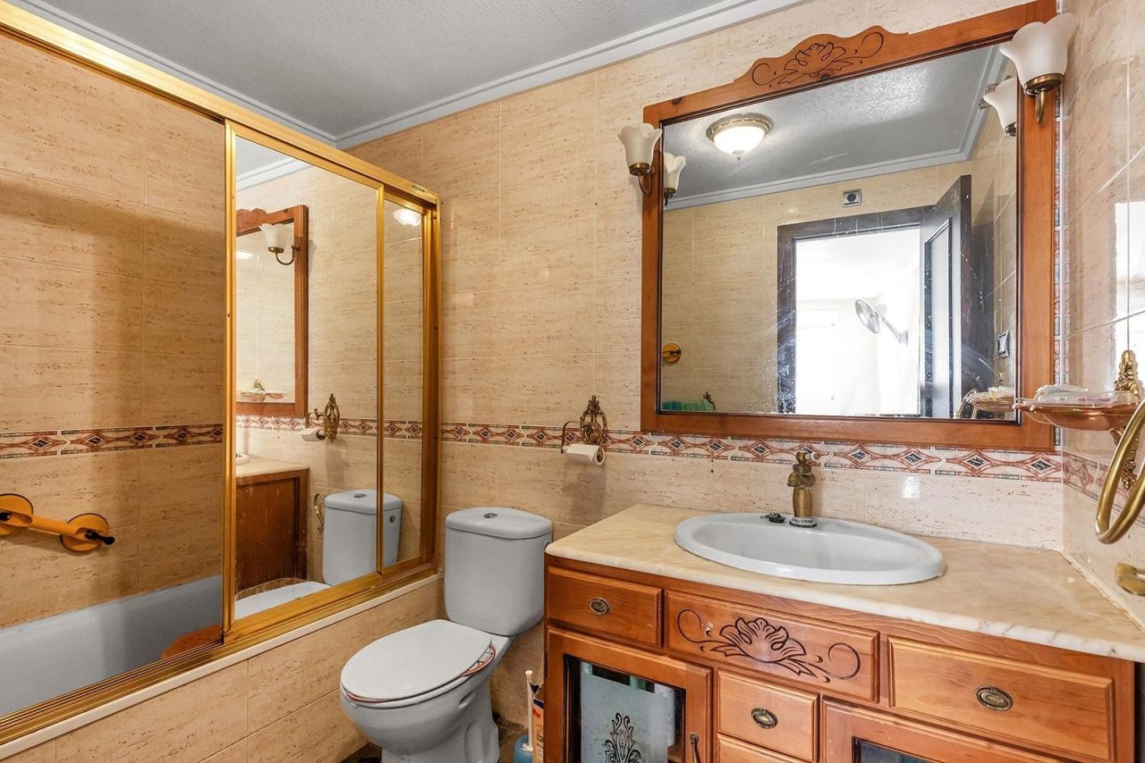 Квартира в Торревьехе, Испания, 96 м² - фото 11