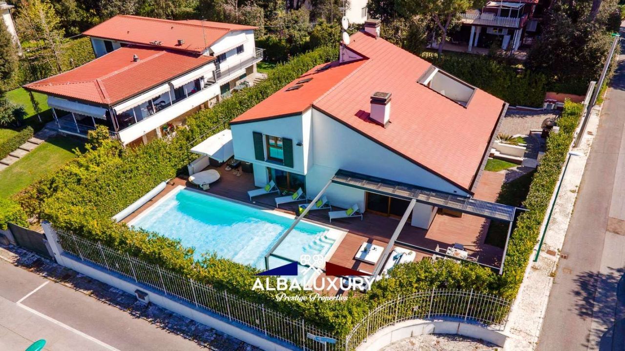 Вилла в Пизе, Италия, 370 м² - фото 3