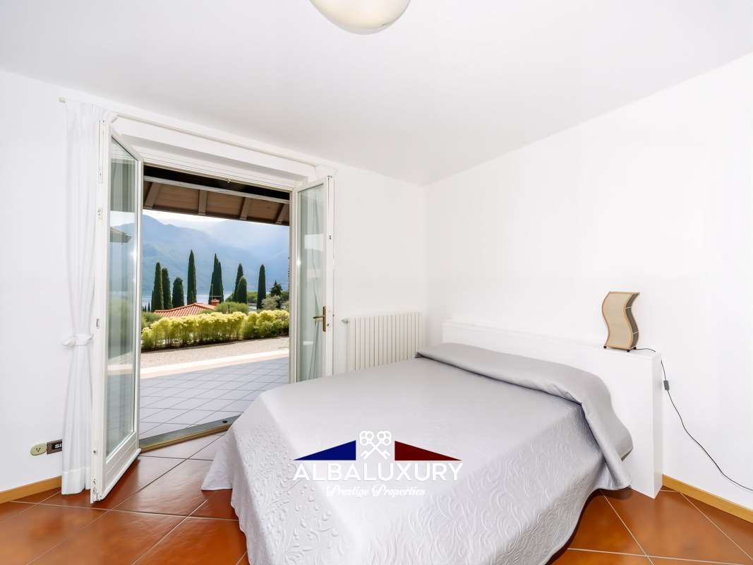 Вилла в Грианте, Италия, 500 м² - фото 8