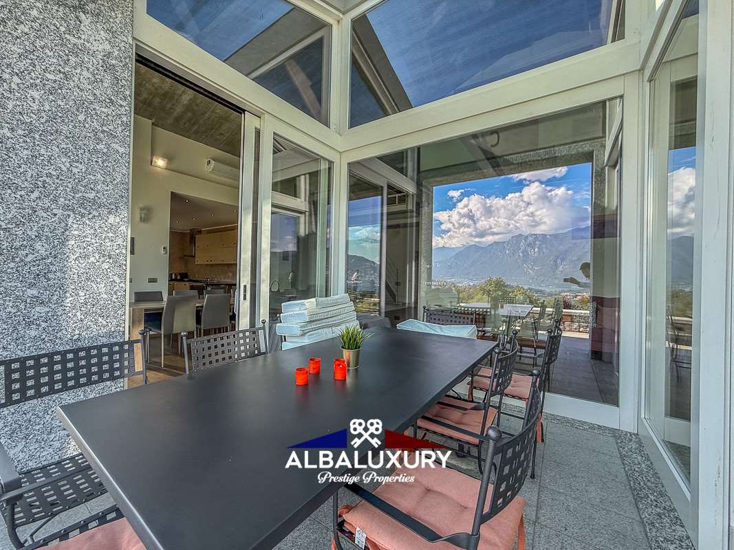 Вилла в Грианте, Италия, 400 м² - фото 9