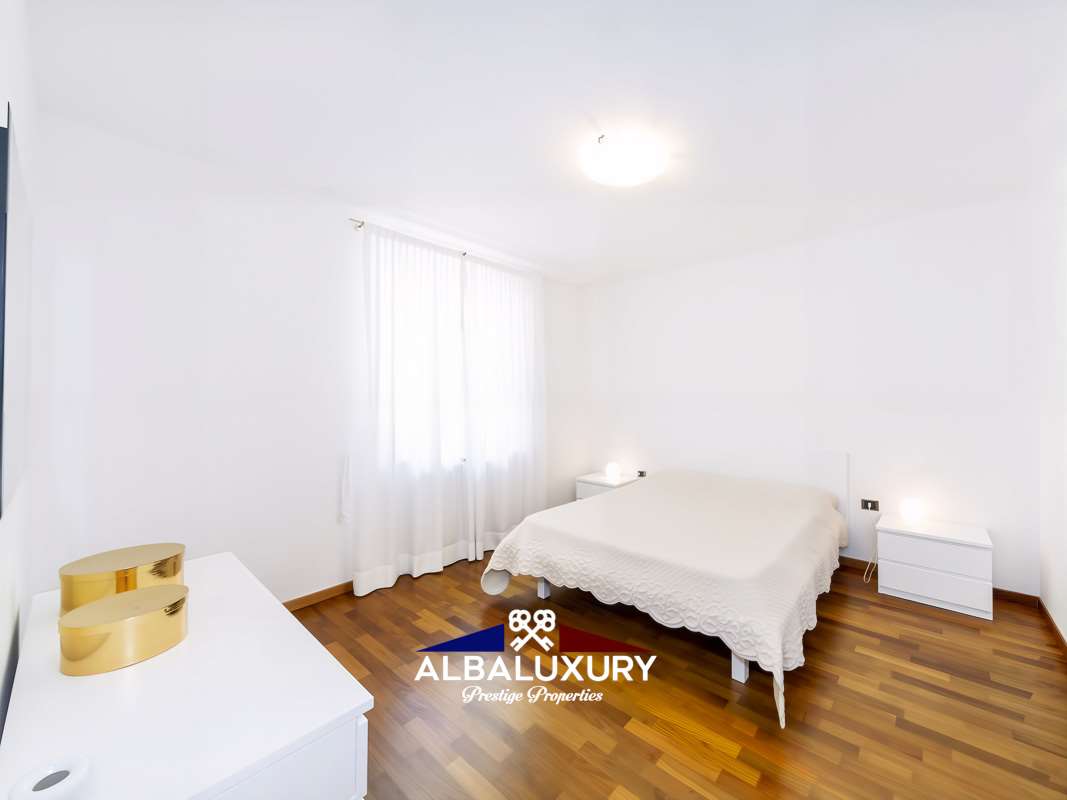 Вилла в Грианте, Италия, 500 м² - фото 13