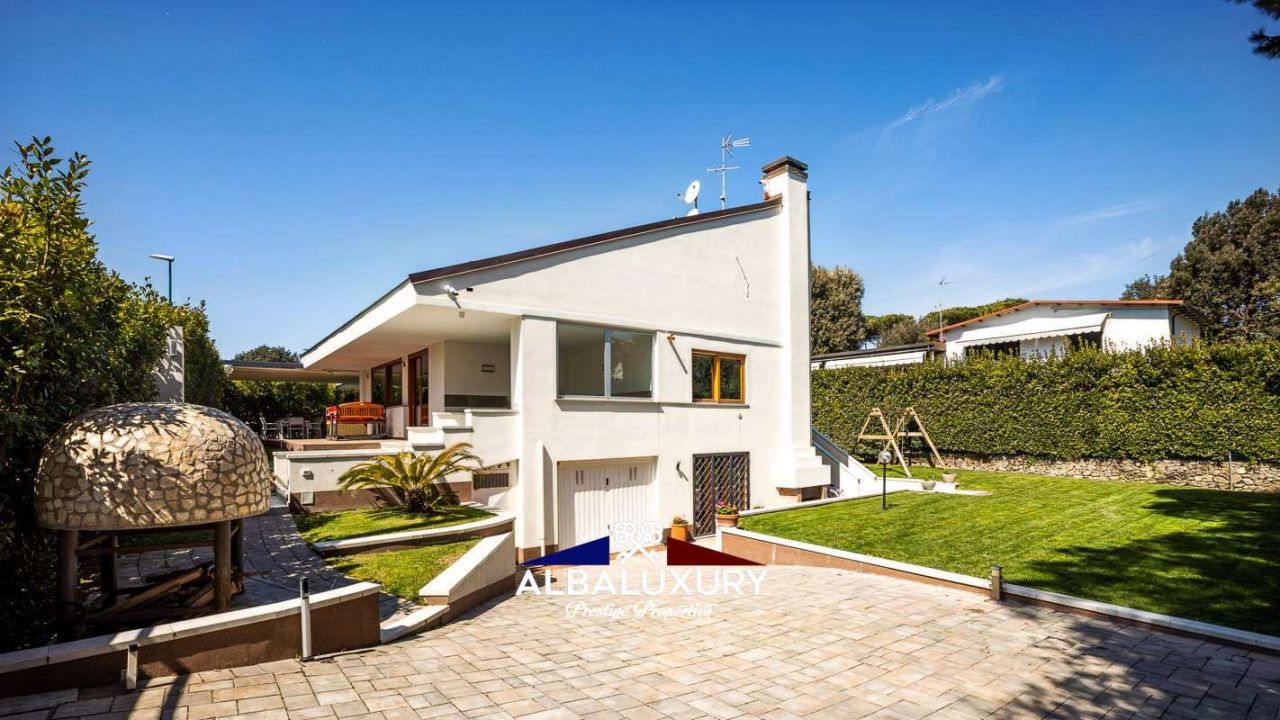 Вилла в Пизе, Италия, 370 м² - фото 18