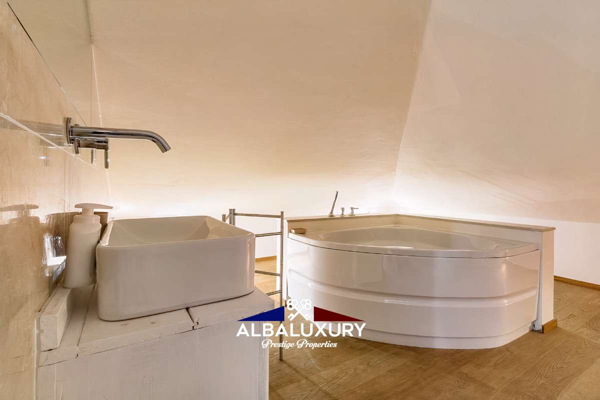 Вилла в Грианте, Италия, 400 м² - фото 19