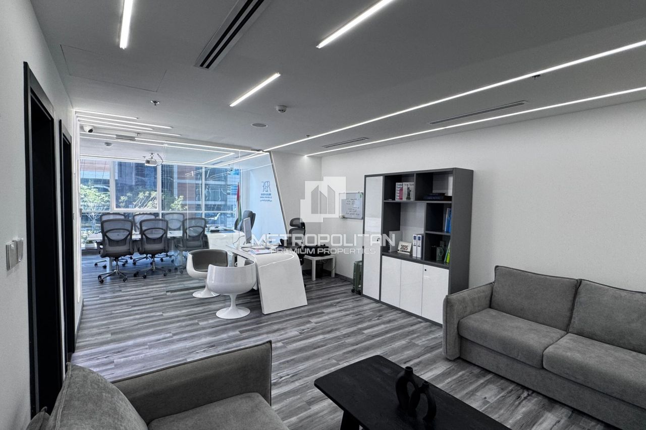 Офис в Дубае, ОАЭ, 75 м² - фото 2