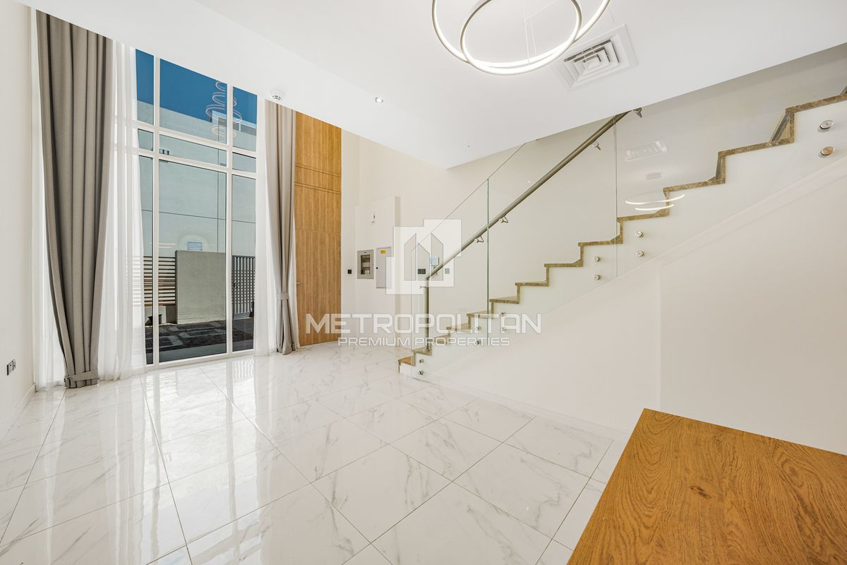 Таунхаус в Дубае, ОАЭ, 61 м² - фото 2