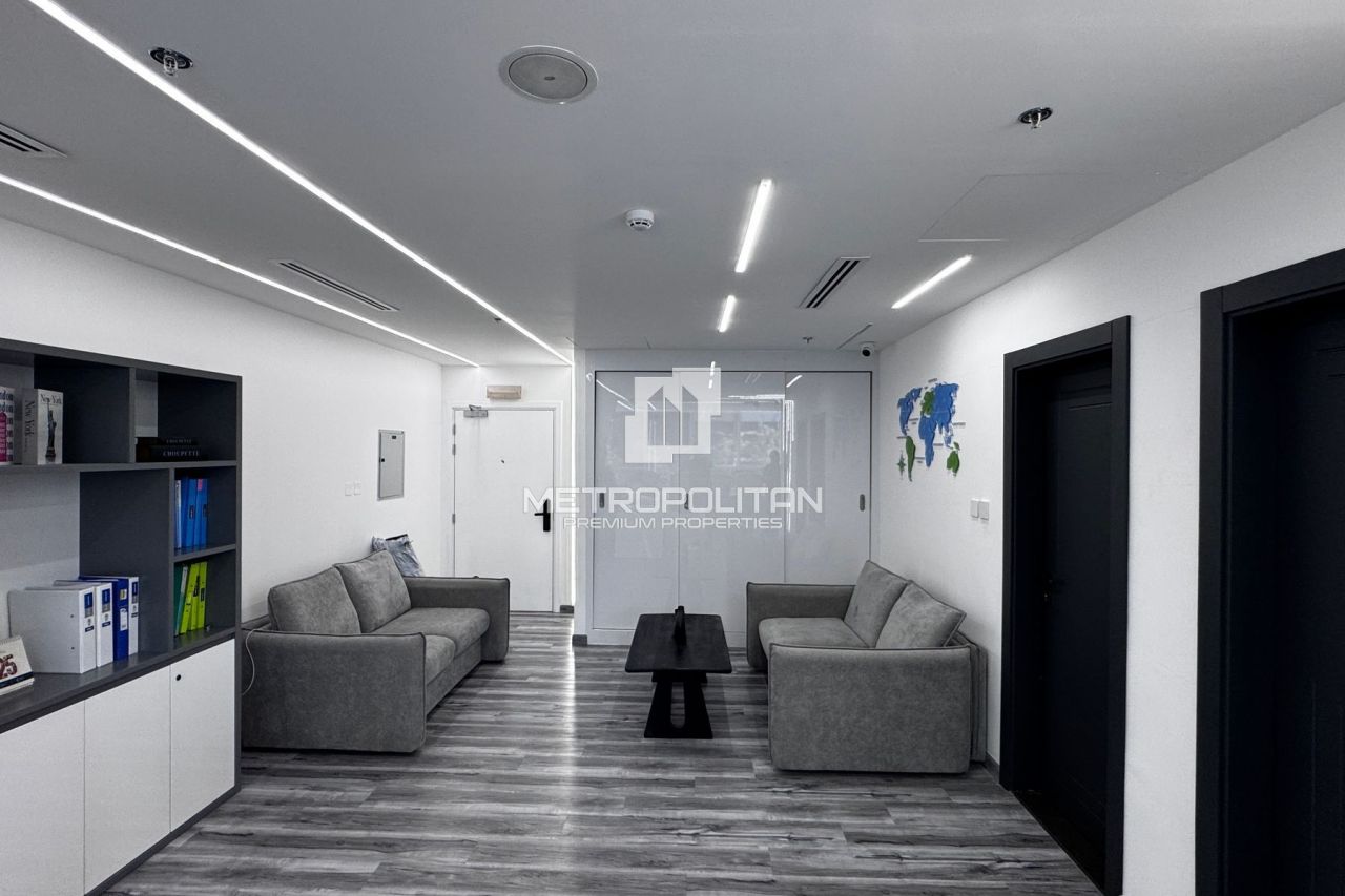 Офис в Дубае, ОАЭ, 75 м² - фото 15