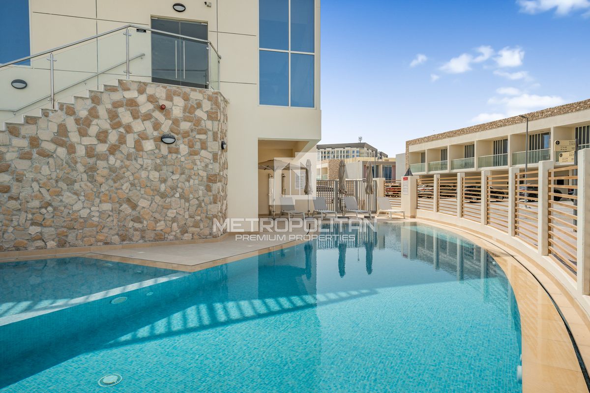 Таунхаус в Дубае, ОАЭ, 61 м² - фото 19