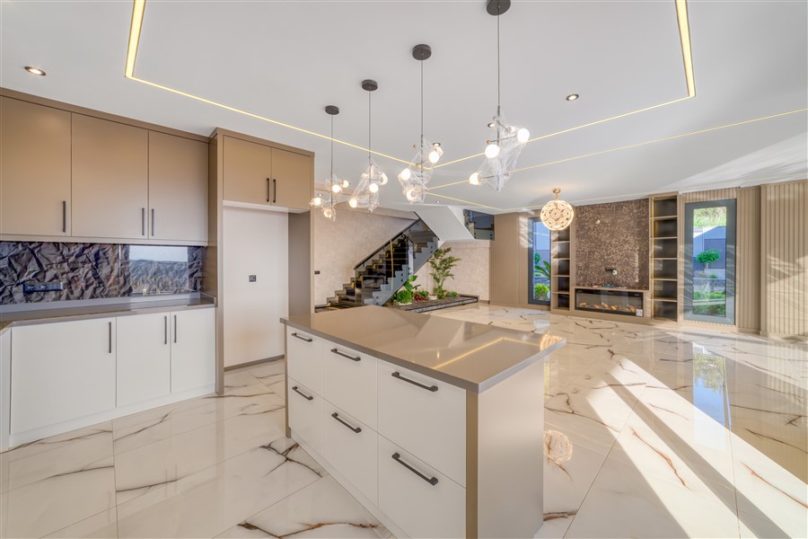 Вилла в Кестеле, Турция, 236 м² - фото 12