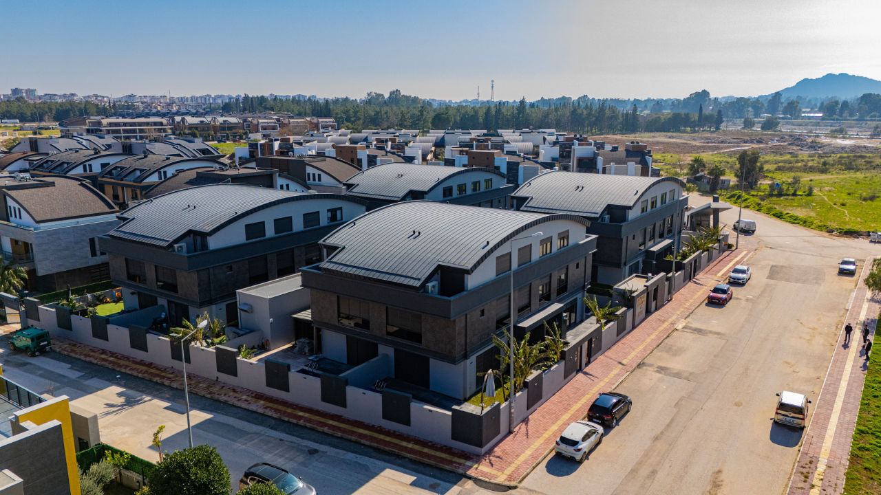 Вилла в Анталии, Турция, 240 м² - фото 2