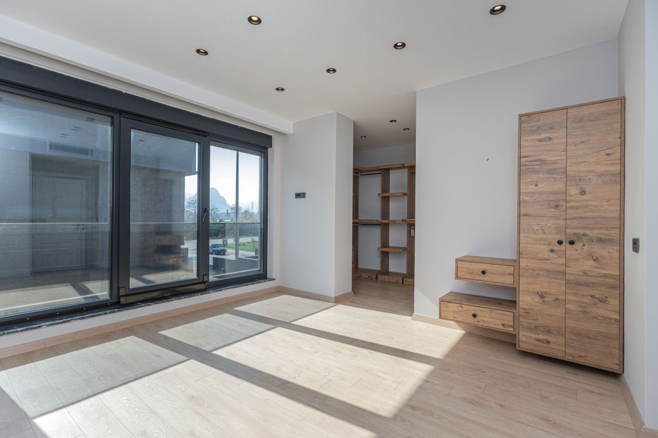 Вилла в Анталии, Турция, 240 м² - фото 19