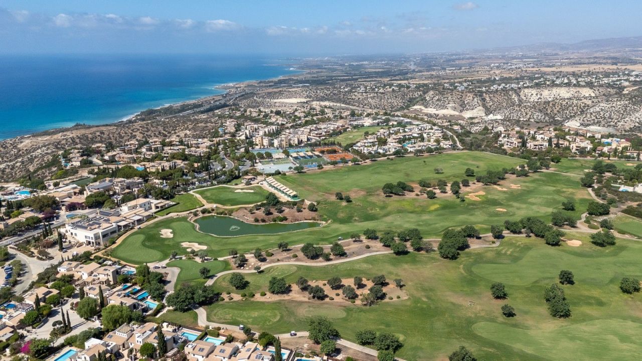 Вилла в Пафосе, Кипр, 500 м² - фото 10