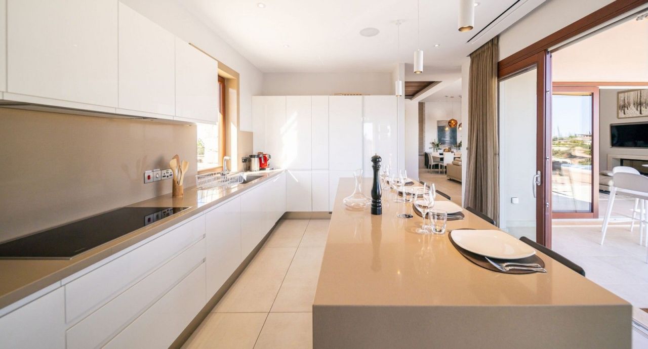 Вилла в Пафосе, Кипр, 532 м² - фото 15