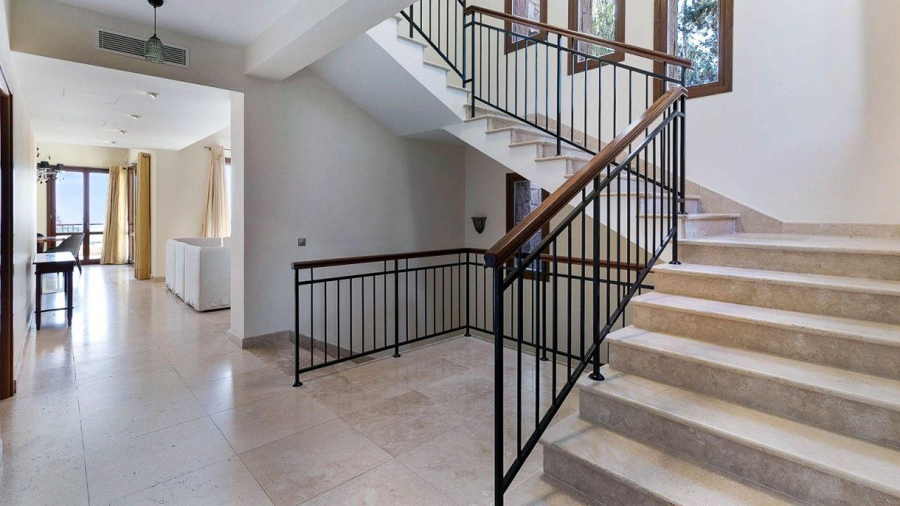 Вилла в Пафосе, Кипр, 416 м² - фото 18
