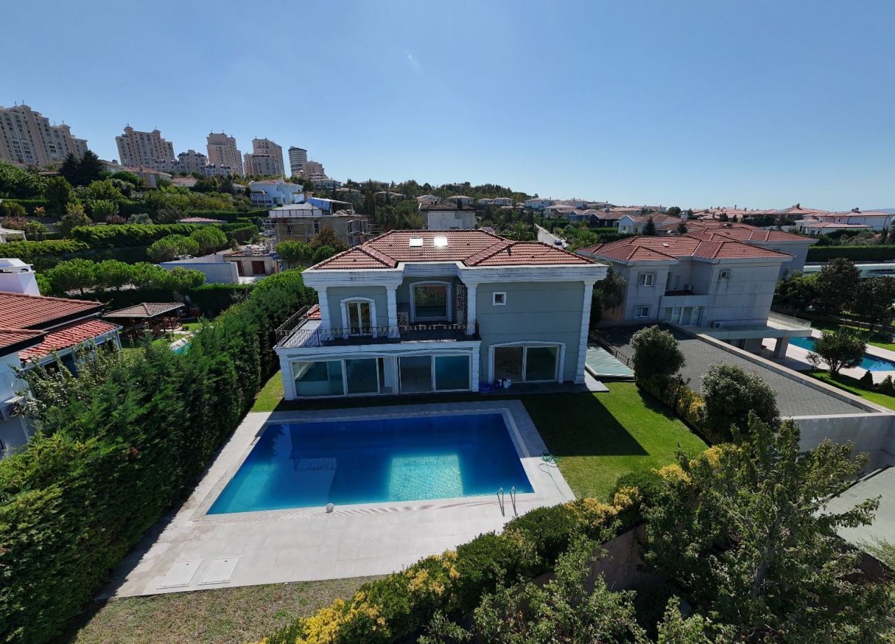 Вилла в Стамбуле, Турция, 600 м² - фото 2