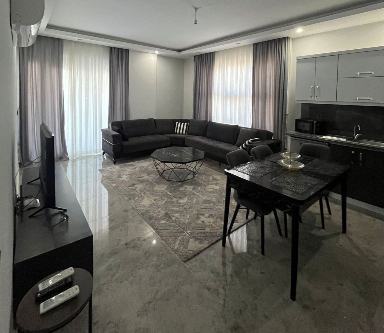 Квартира в Алании, Турция, 135 м² - фото 1