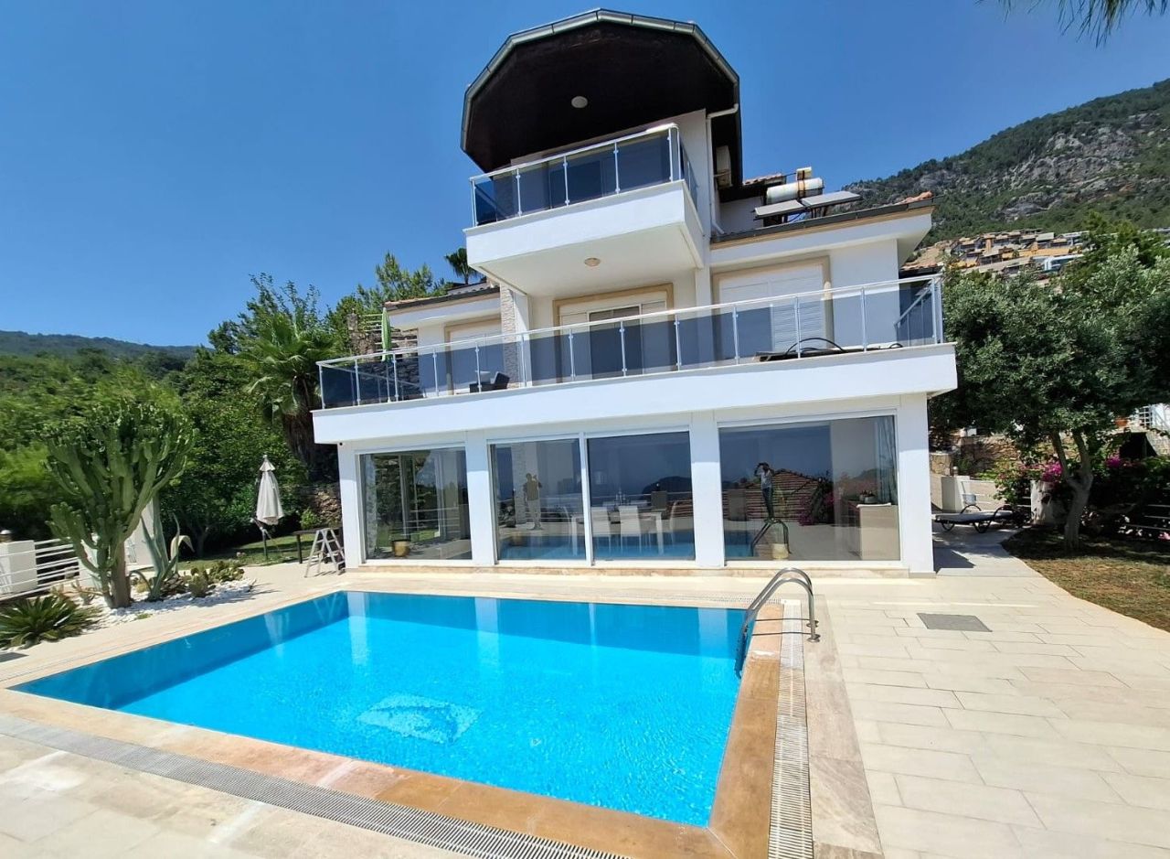 Вилла в Алании, Турция, 180 м² - фото 1