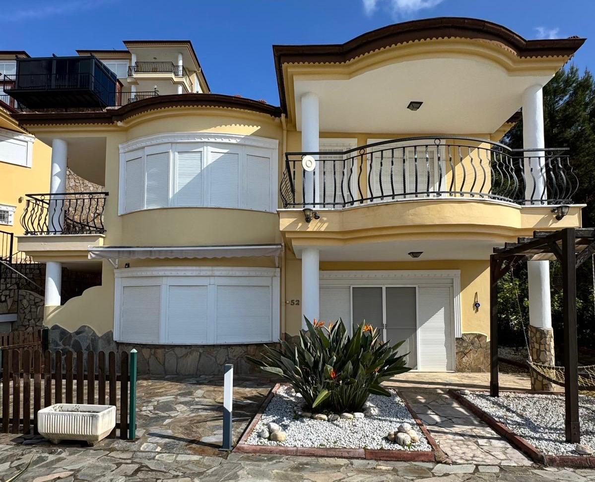 Вилла в Алании, Турция, 220 м² - фото 1
