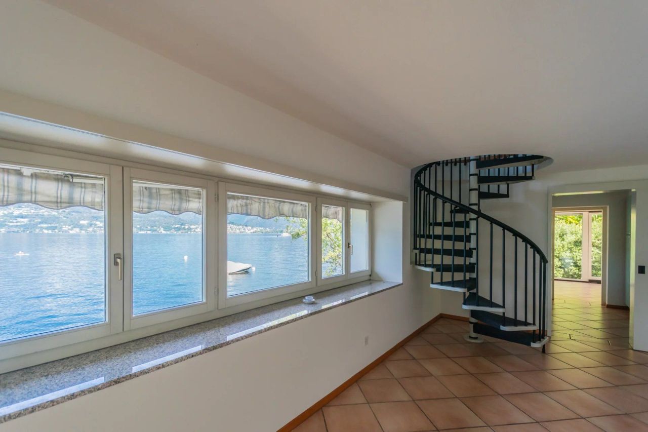 Вилла в Гамбарогно, Швейцария, 1 300 м² - фото 14