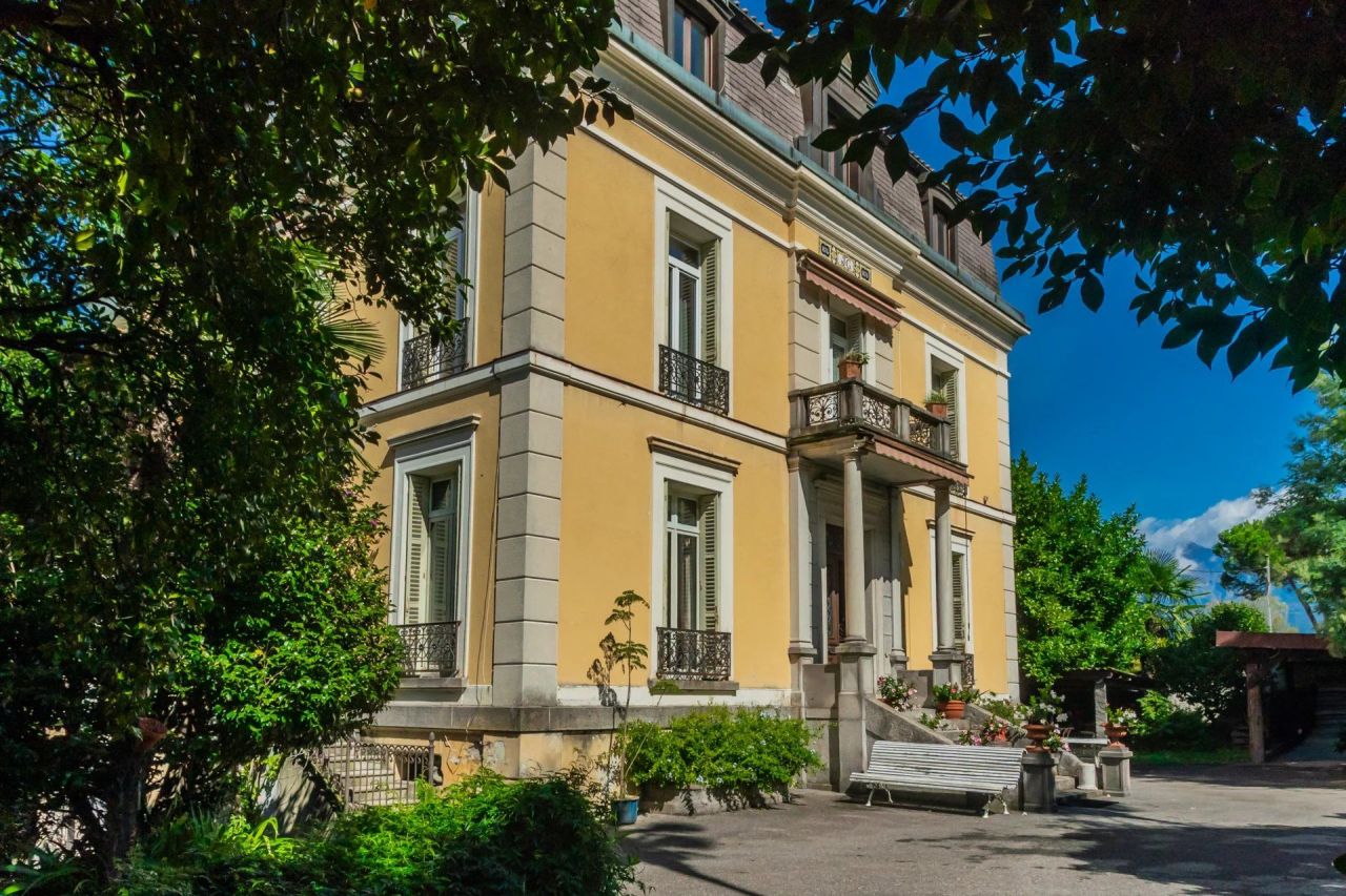 Вилла в Гамбарогно, Швейцария, 1 300 м² - фото 7