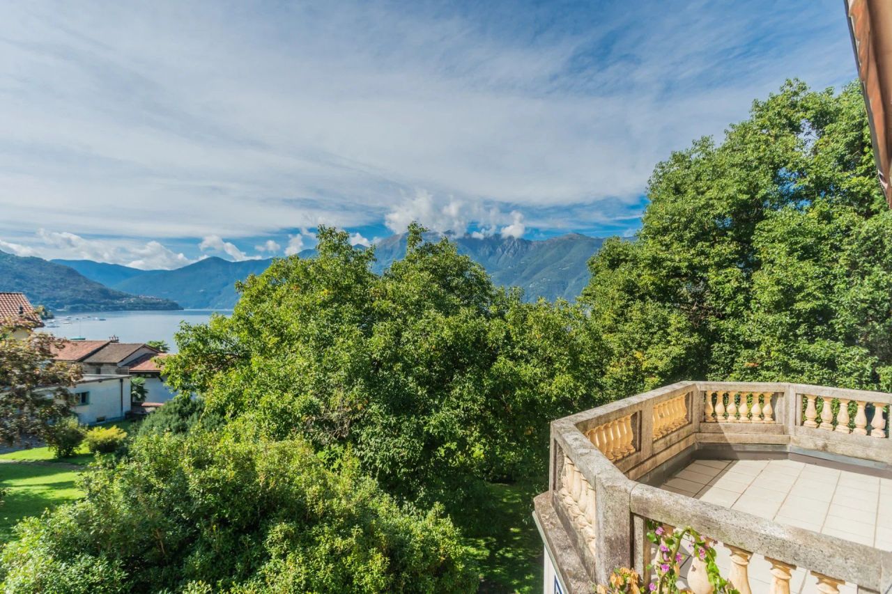 Вилла в Гамбарогно, Швейцария, 1 300 м² - фото 11