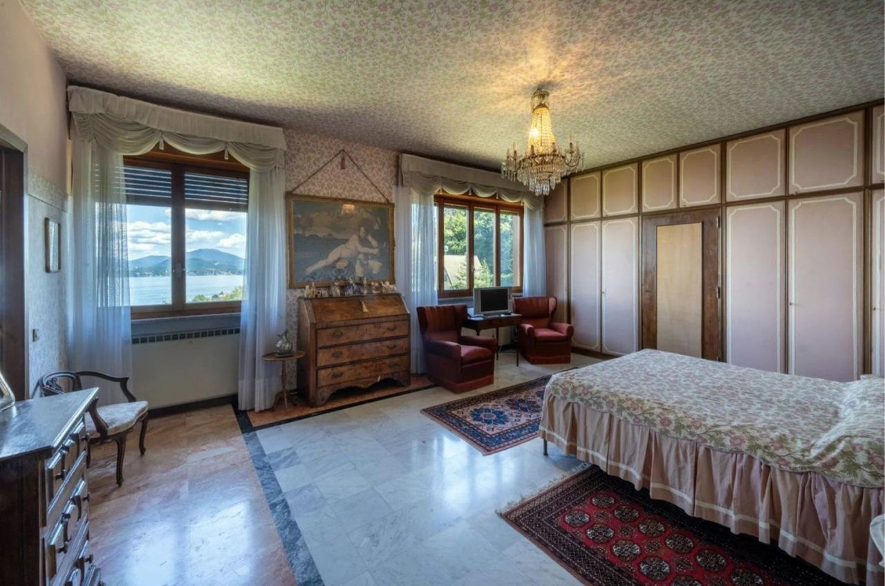 Вилла в Стрезе, Италия, 610 м² - фото 13