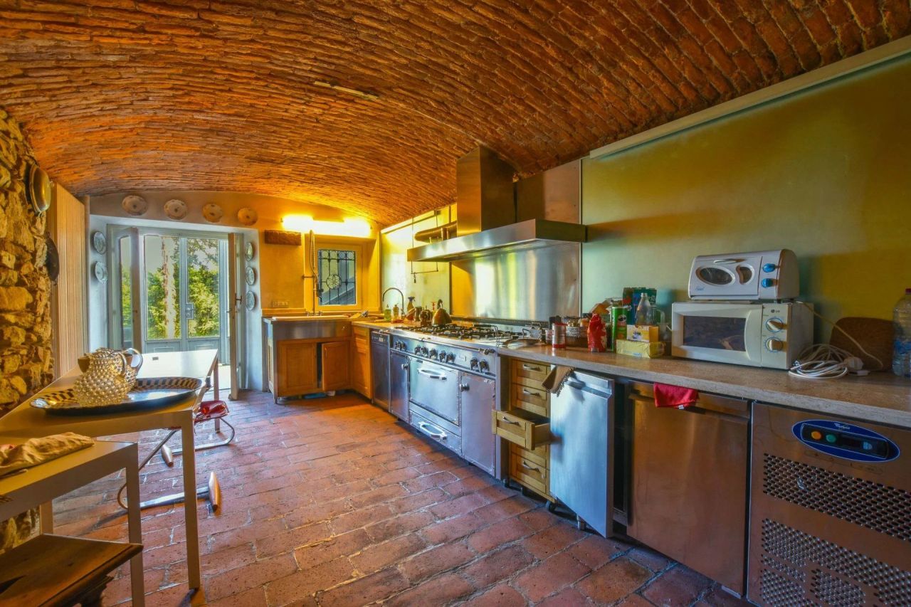 Вилла в Варесе, Италия, 525 м² - фото 15