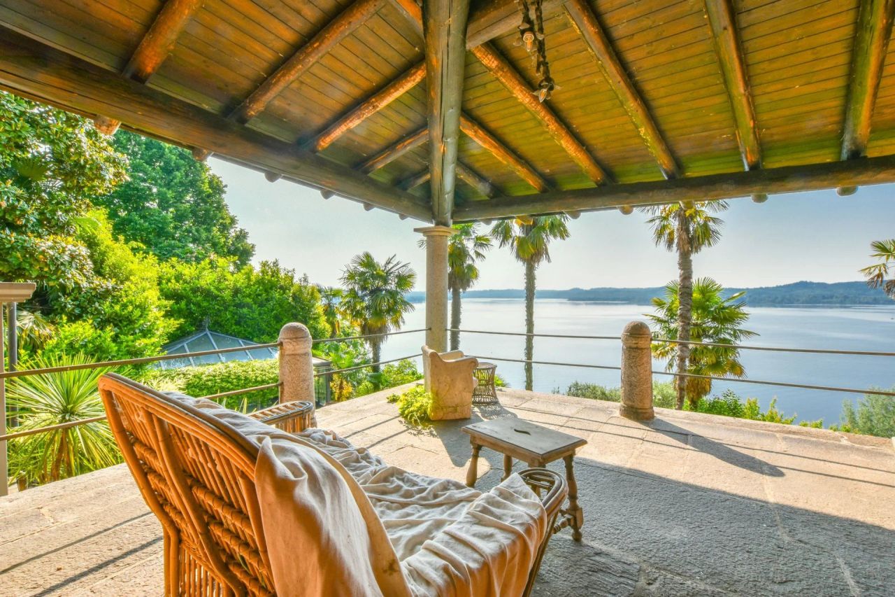 Вилла в Варесе, Италия, 525 м² - фото 11