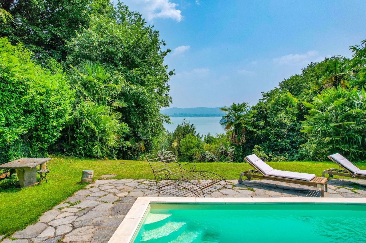 Вилла в Варесе, Италия, 525 м² - фото 6