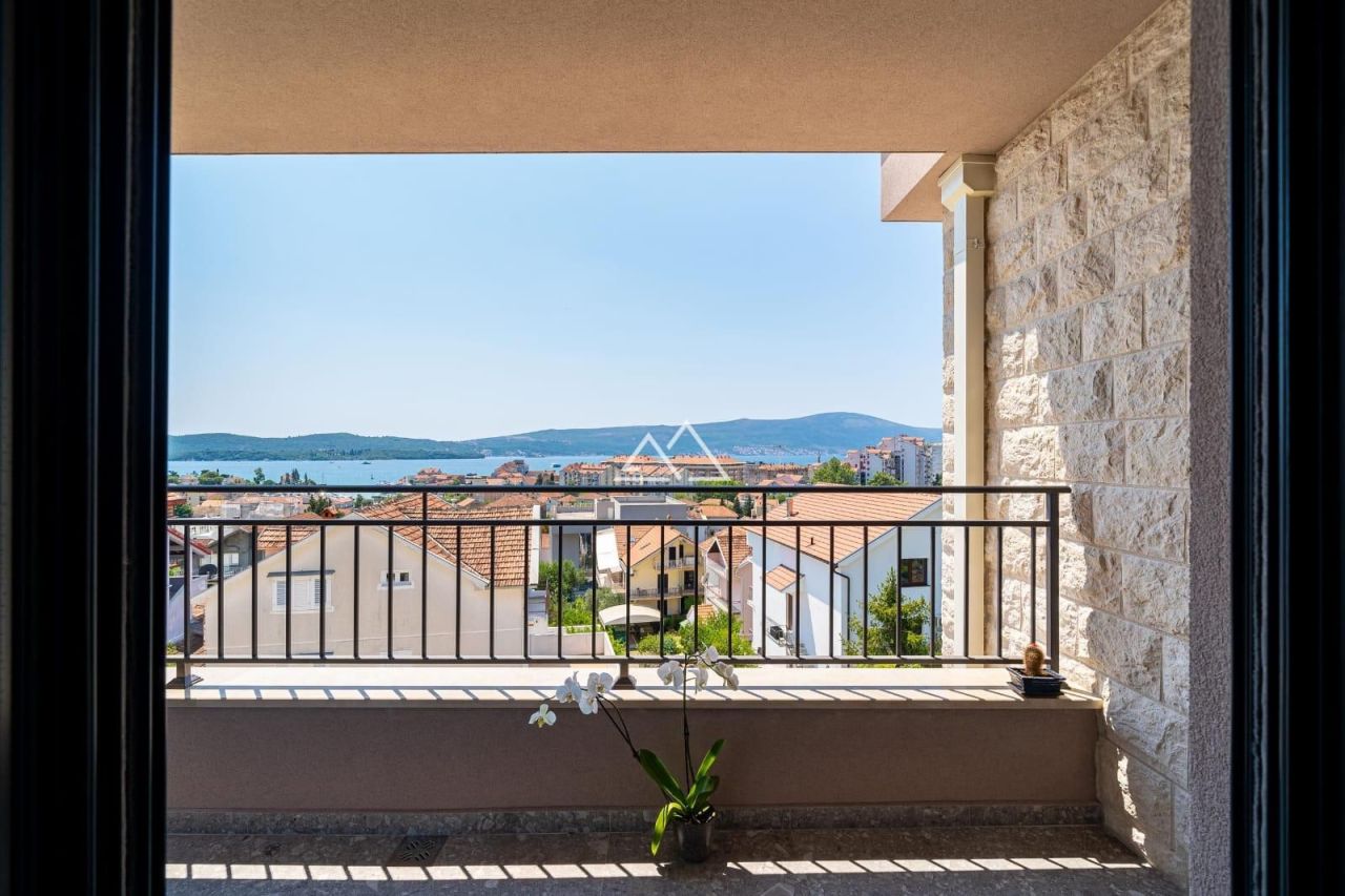 Апартаменты в Тивате, Черногория, 78 м² - фото 7