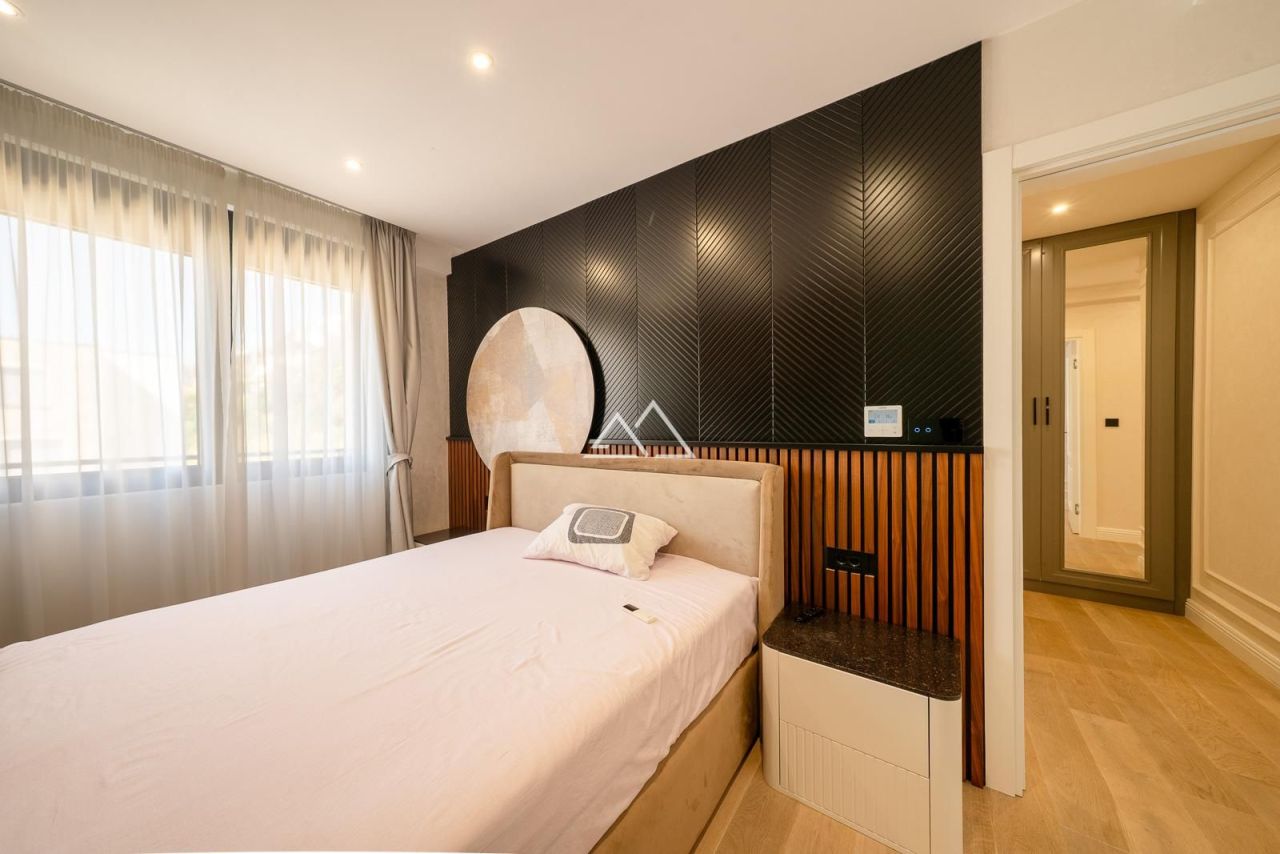 Апартаменты в Тивате, Черногория, 164 м² - фото 15