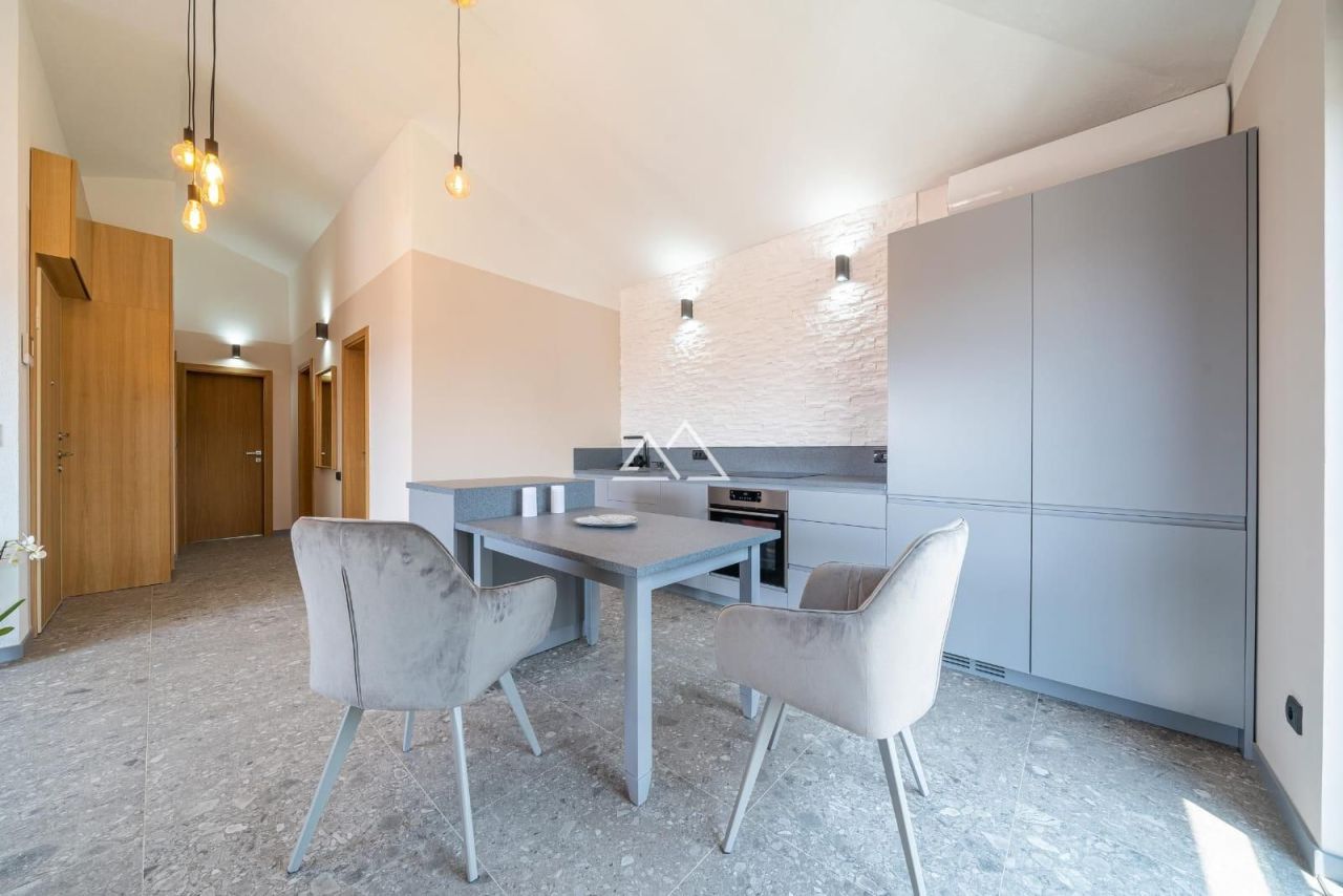 Апартаменты в Тивате, Черногория, 78 м² - фото 17