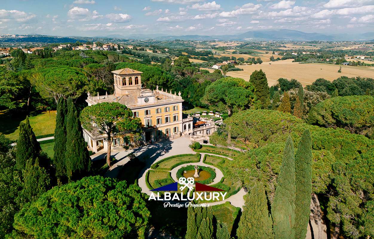 Вилла в Перудже, Италия, 3 000 м² - фото 17