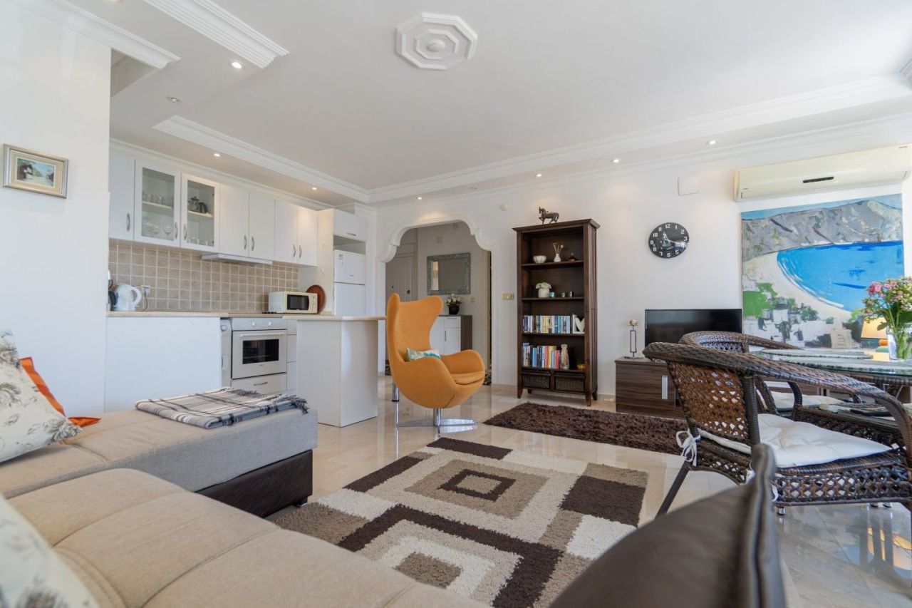 Квартира в Алании, Турция, 90 м² - фото 1