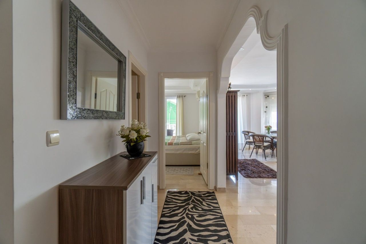 Квартира в Алании, Турция, 90 м² - фото 2