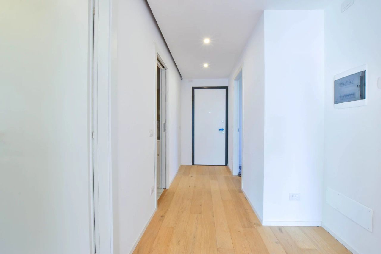 Пентхаус в Оссуччо, Италия, 113 м² - фото 15