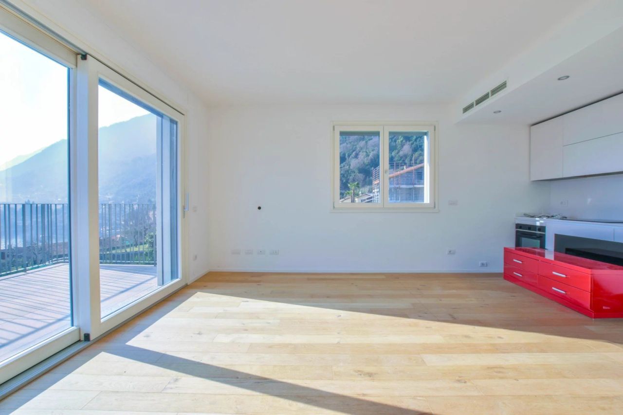 Пентхаус в Оссуччо, Италия, 113 м² - фото 7