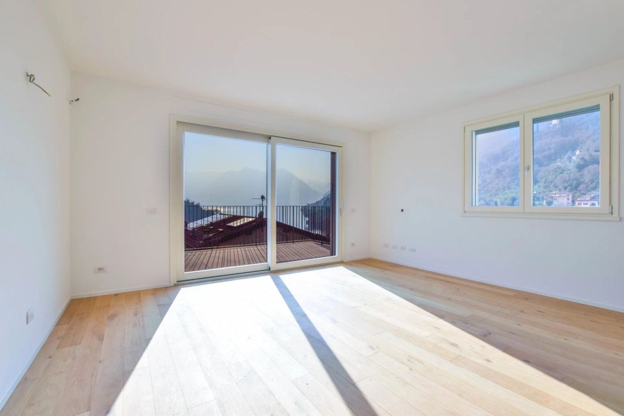 Пентхаус в Оссуччо, Италия, 113 м² - фото 6