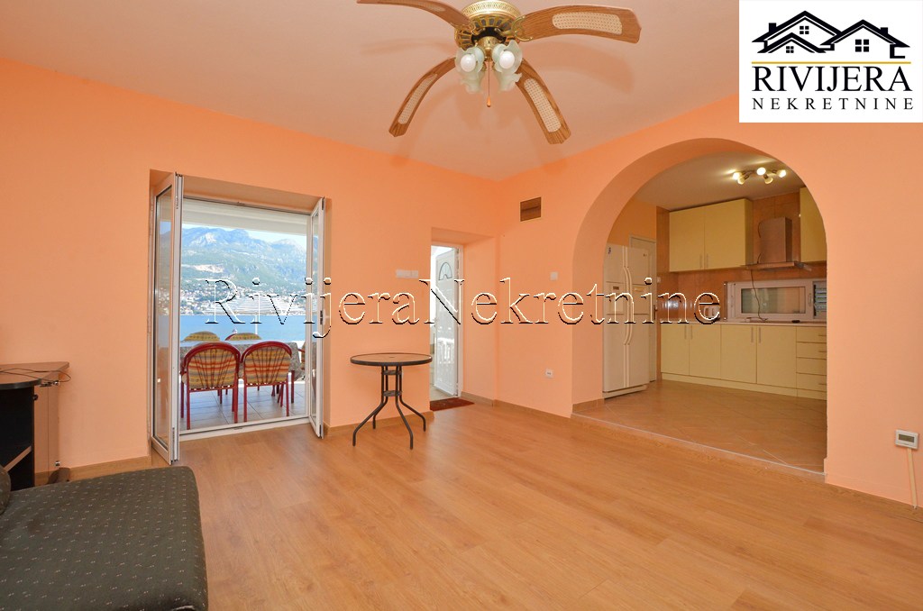 Дом в Херцег-Нови, Черногория, 105 м² - фото 10