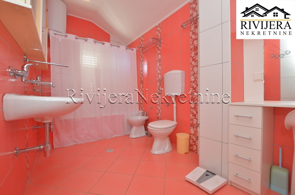 Дом в Херцег-Нови, Черногория, 105 м² - фото 15