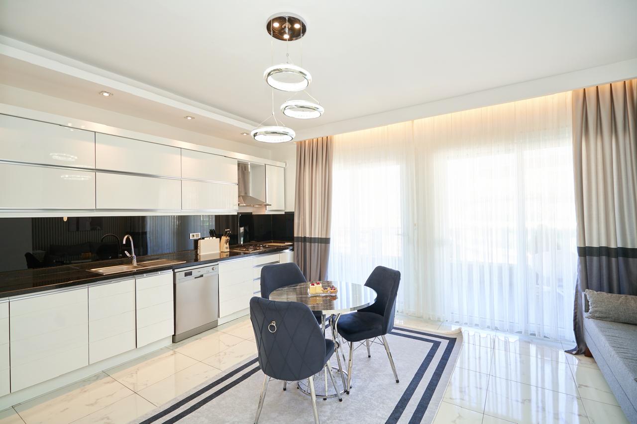 Квартира в Алании, Турция, 300 м² - фото 12