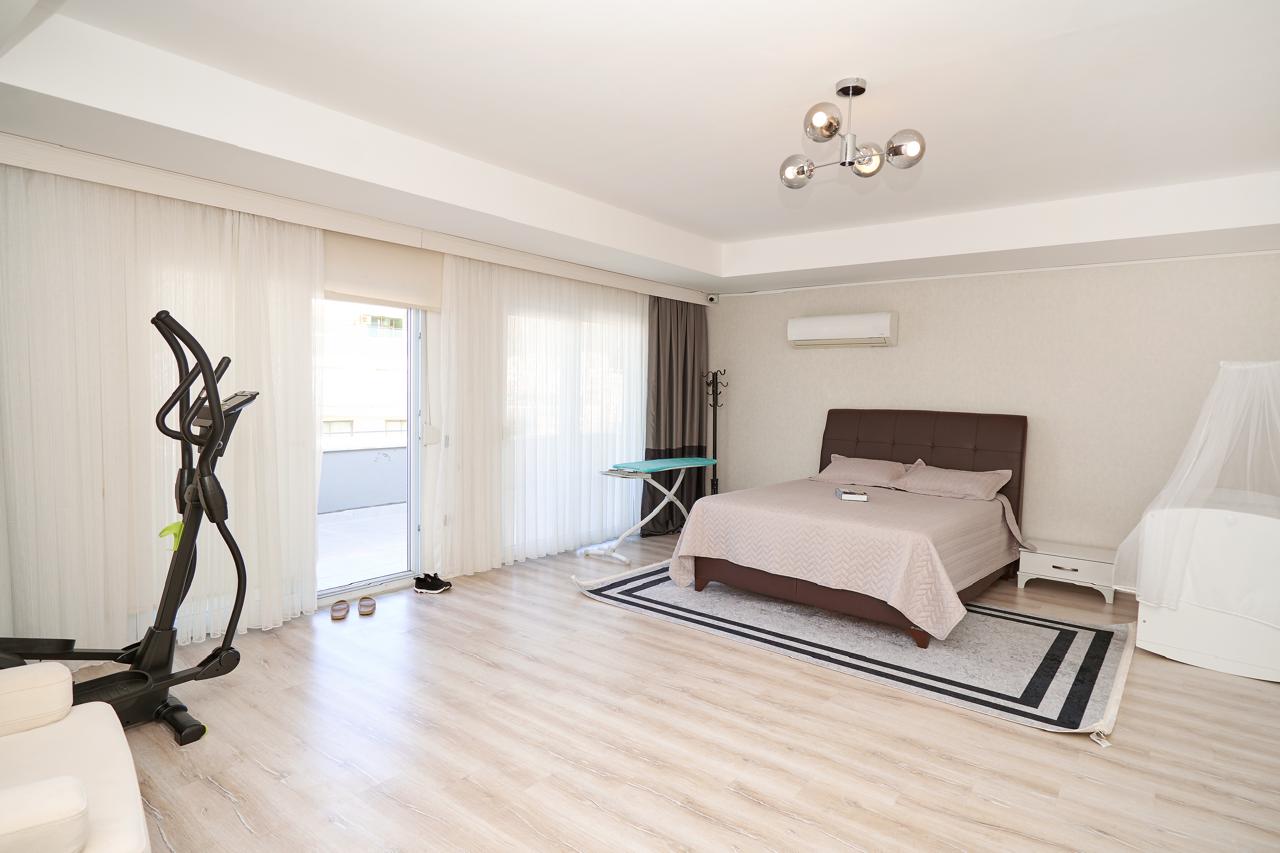 Квартира в Алании, Турция, 300 м² - фото 18
