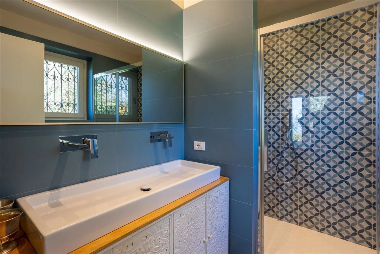 Вилла в Стрезе, Италия, 330 м² - фото 14