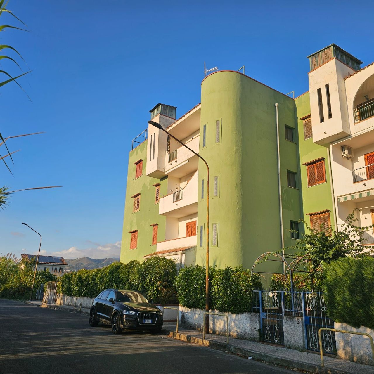 Квартира в Скалее, Италия, 97 м² - фото 1