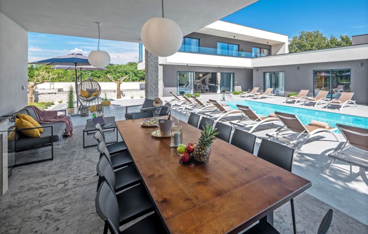 Вилла в Ровини, Хорватия, 308 м² - фото 13