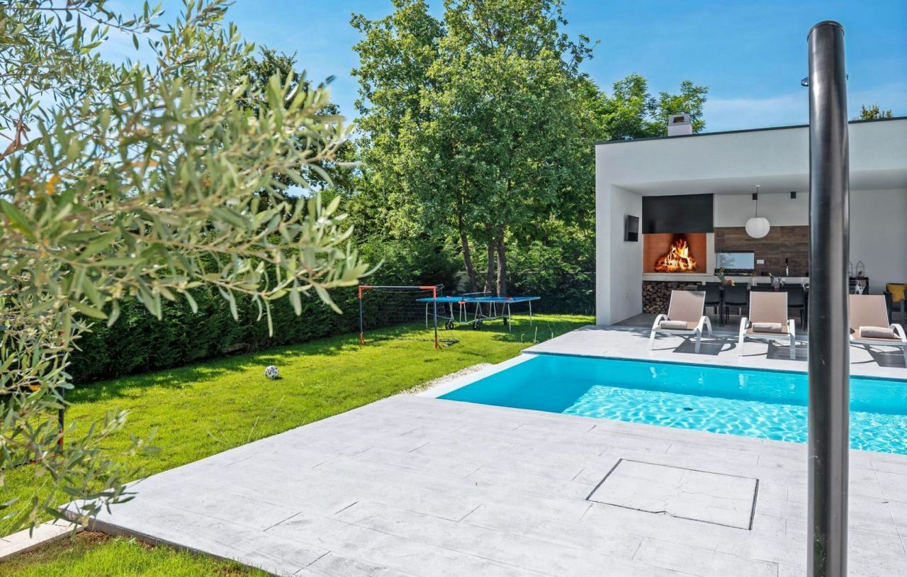 Вилла в Ровини, Хорватия, 308 м² - фото 15