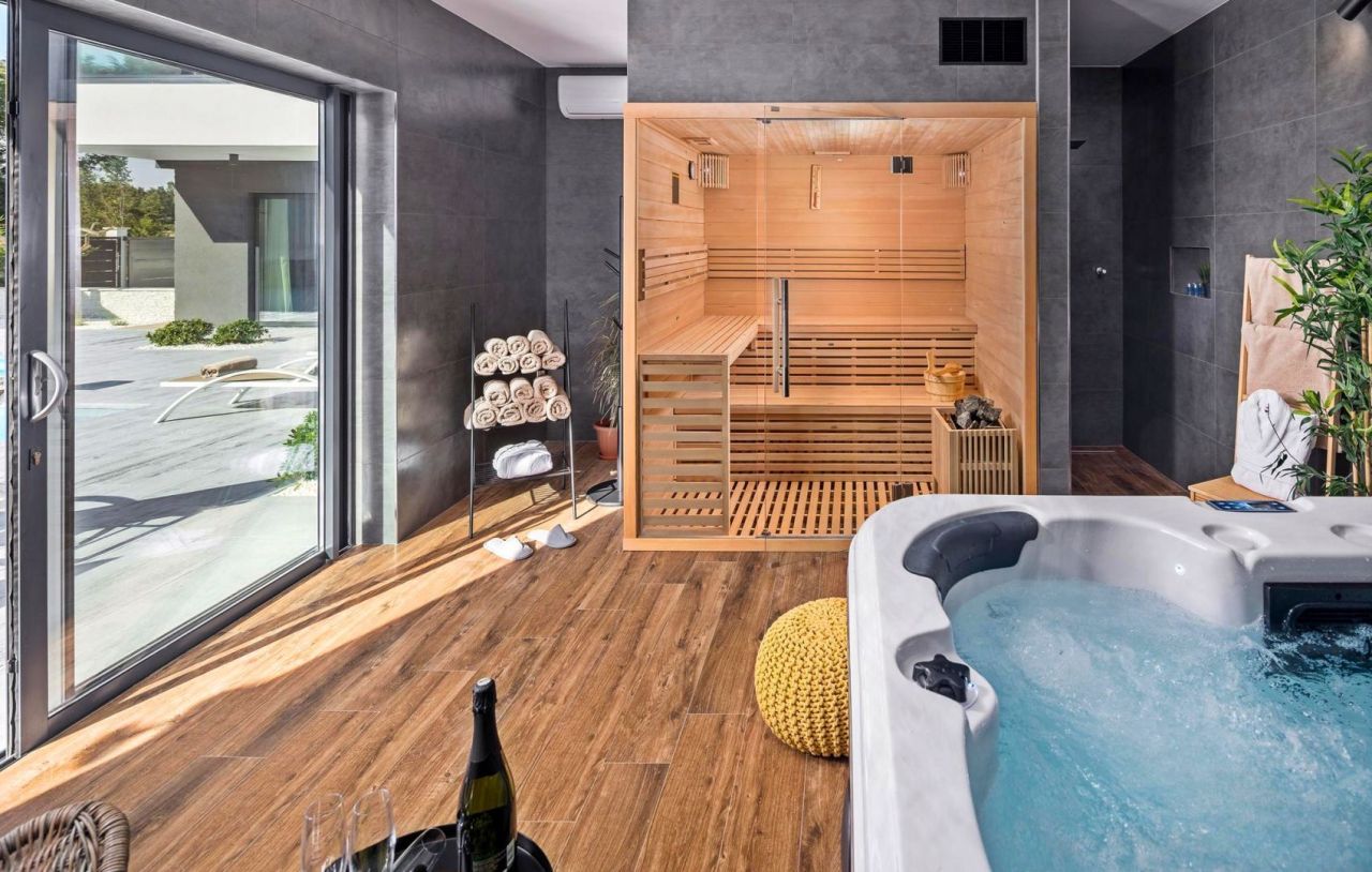 Вилла в Ровини, Хорватия, 308 м² - фото 17