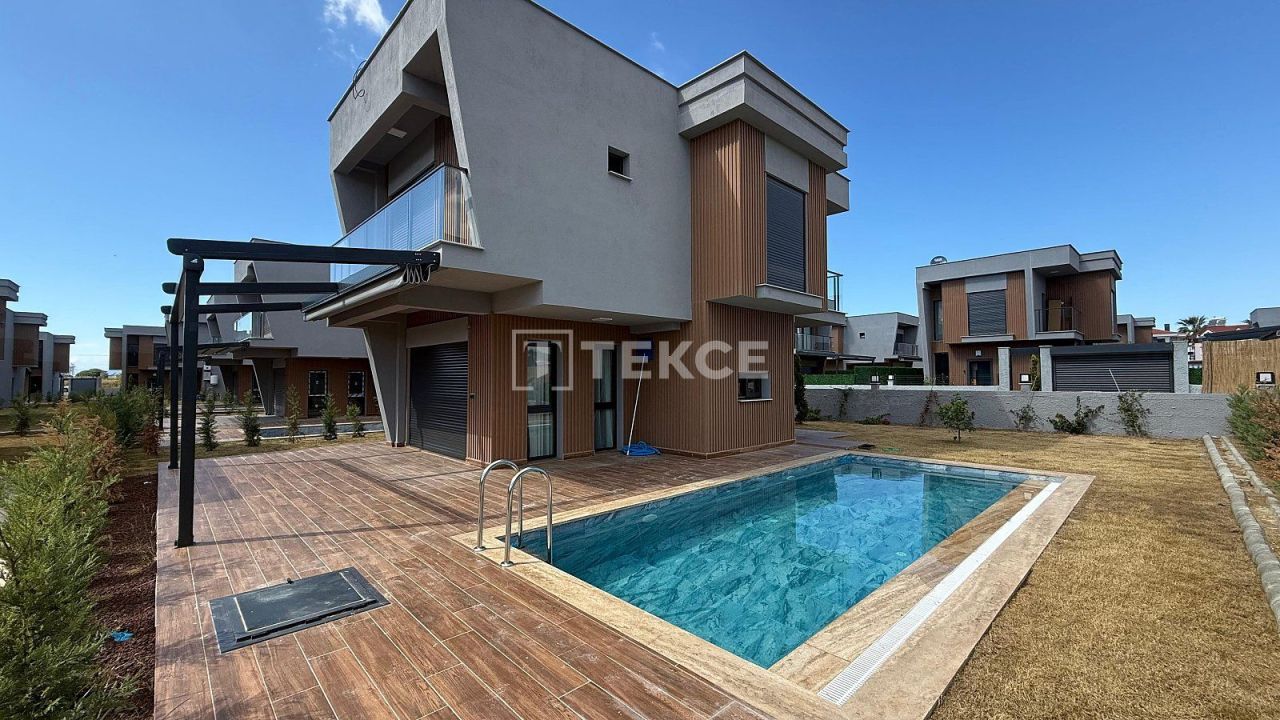 Вилла в Кушадасы, Турция, 160 м² - фото 1